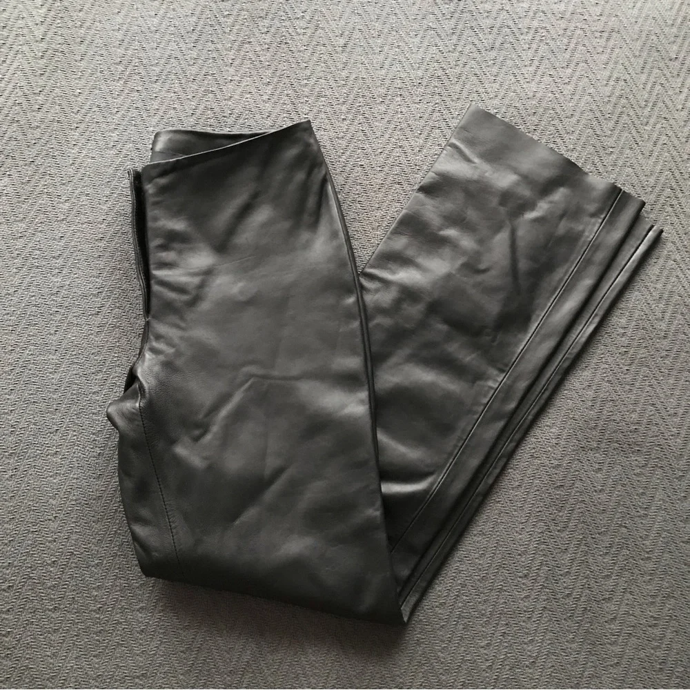 Milenti Black Leather Pants Sz 4 Straight Leg High Waisted No Pockets Excellent - Picture 1 of 7